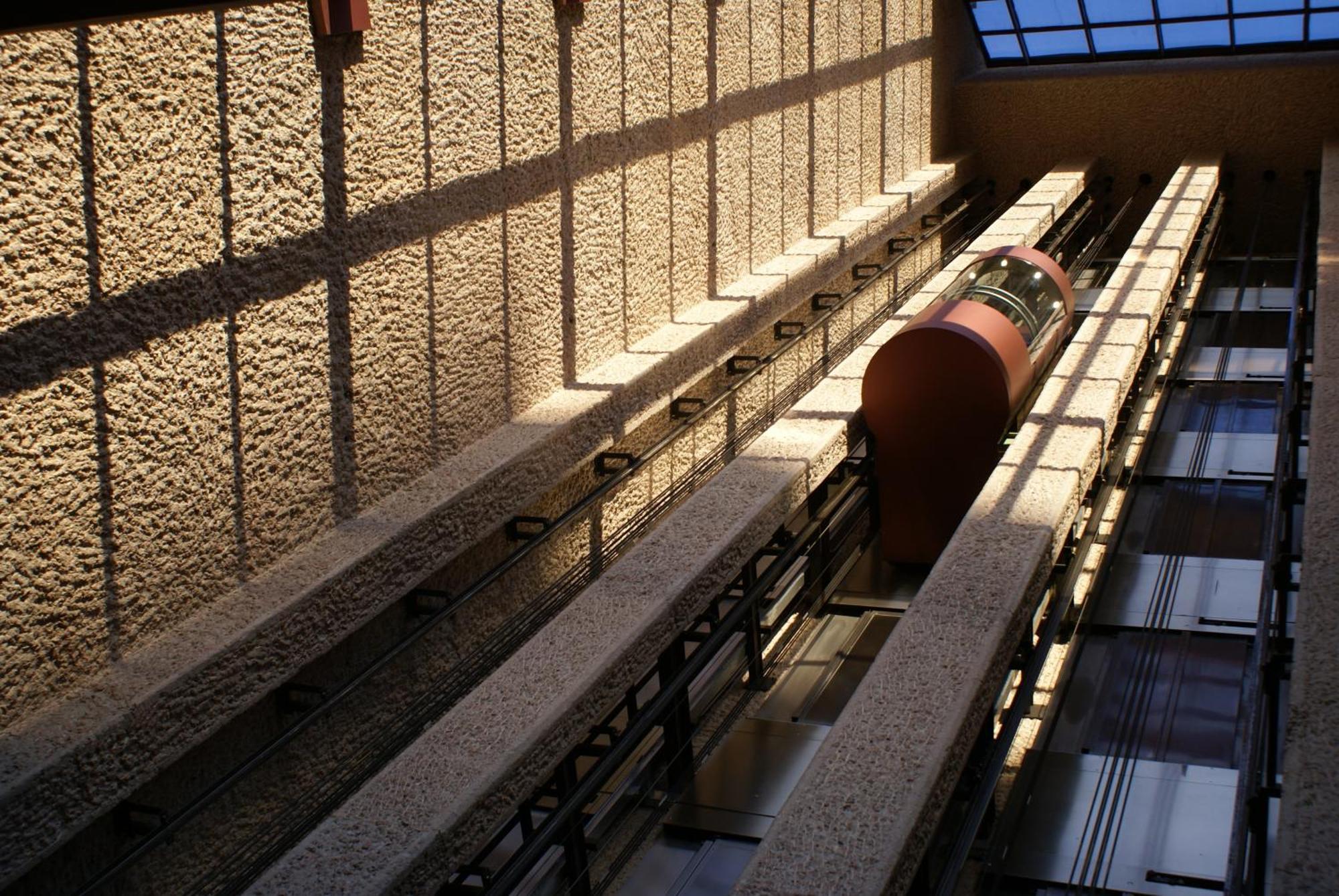 ホテル シルケン プエルタ マドリード エクステリア 写真